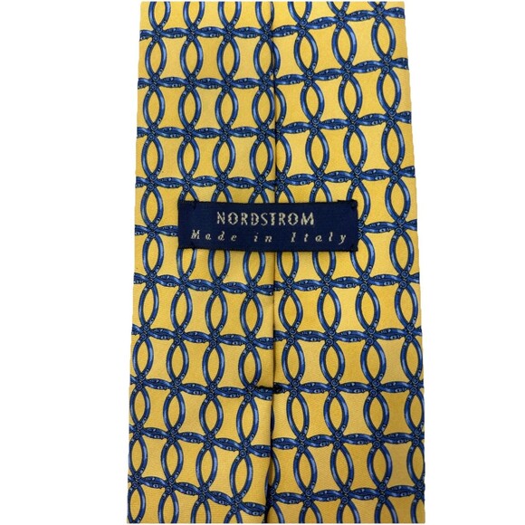 Nordstrom Made In Italy 100% Silk Tie Gold & Blue Chain Pattern  61.5" L x 3.75" - Picture 4 of 6